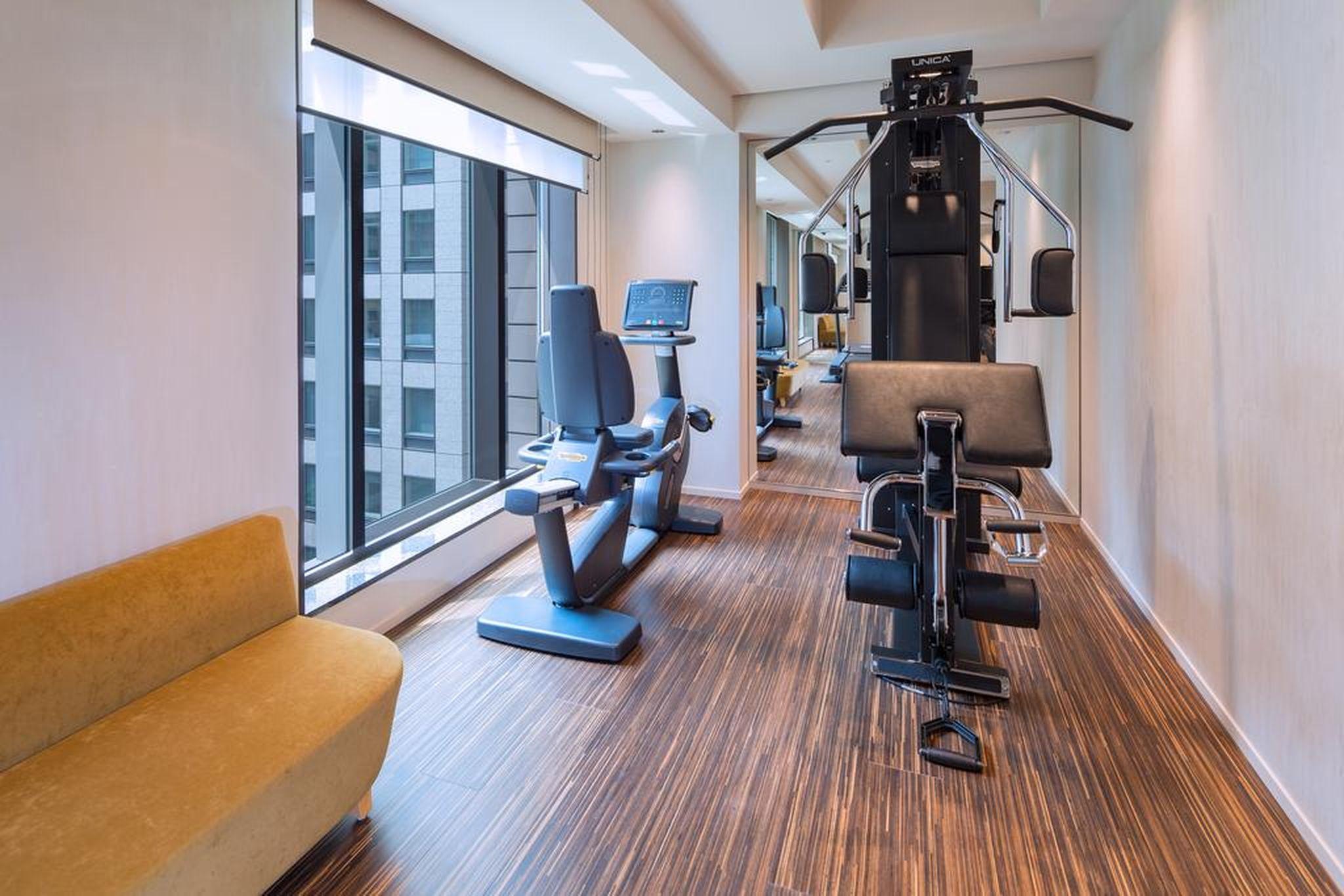 Marunouchi Hotel Tokio Zewnętrze zdjęcie The gym at the hotel