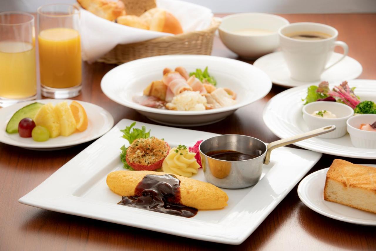 Marunouchi Hotel Tokio Zewnętrze zdjęcie A Japanese breakfast