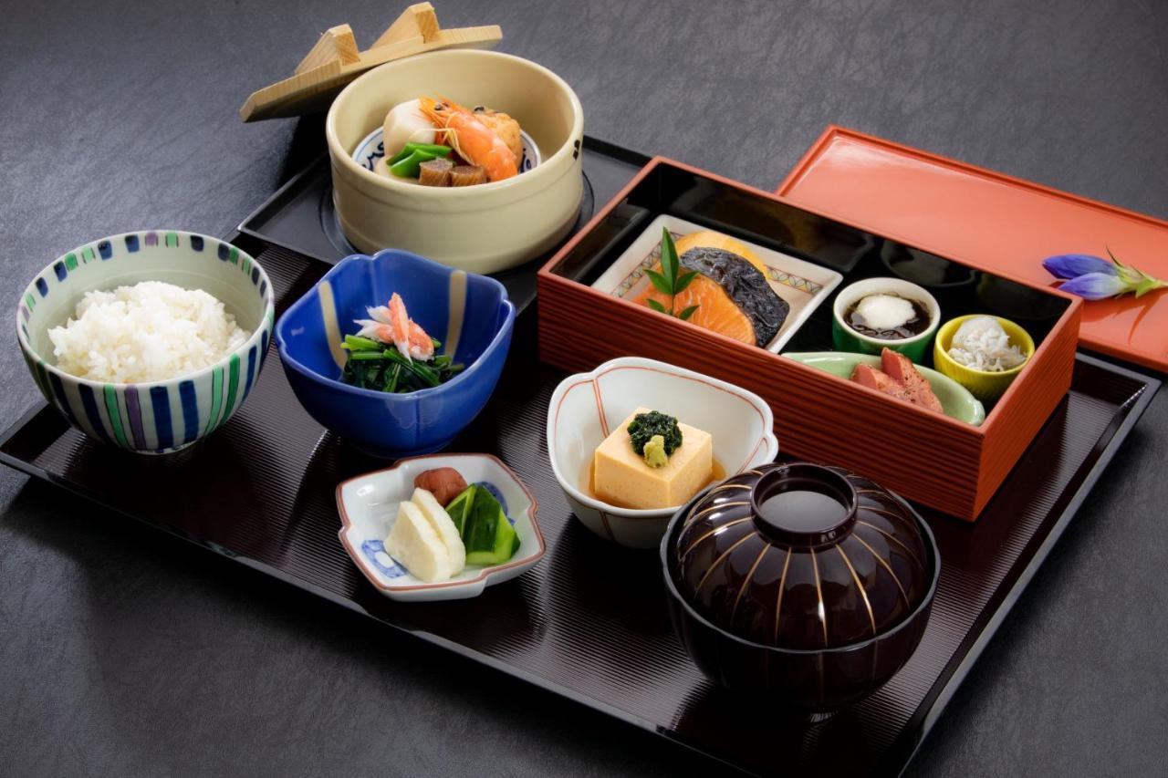 Marunouchi Hotel Tokio Zewnętrze zdjęcie A Japanese meal