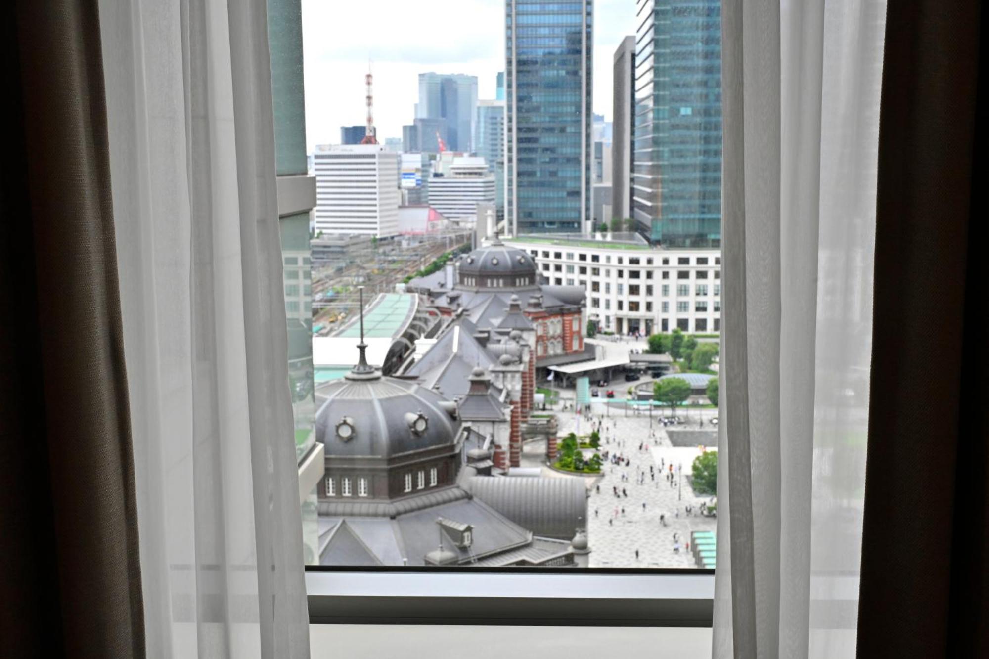 Marunouchi Hotel Tokio Zewnętrze zdjęcie View from a window